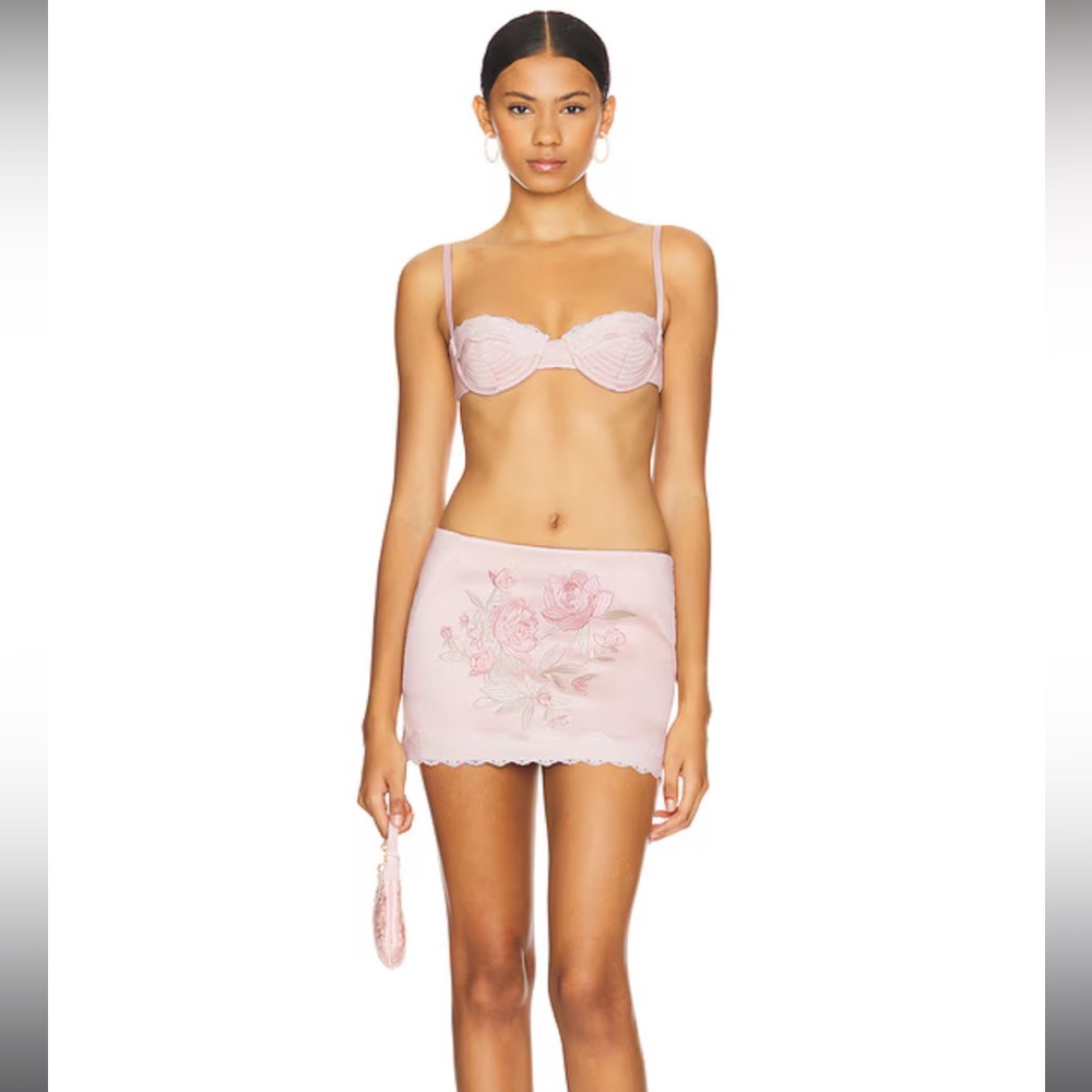 2 piece revolve set